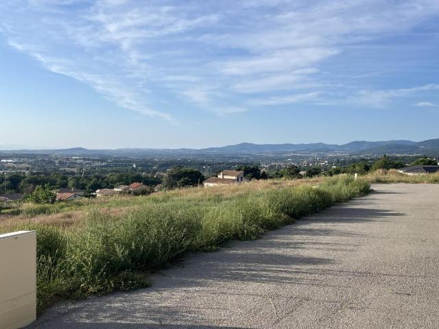 TERRAIN 910 M² A SAINT CLAIR