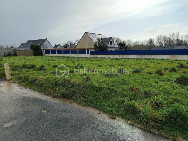Terrain 915 m² Saint Segal + possibilité d'acheter la maison voisine construite en 2019