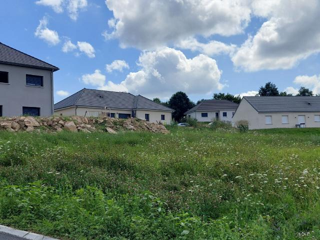 Terrains constructibles viabilisés de 642 m2 à 1459 m2