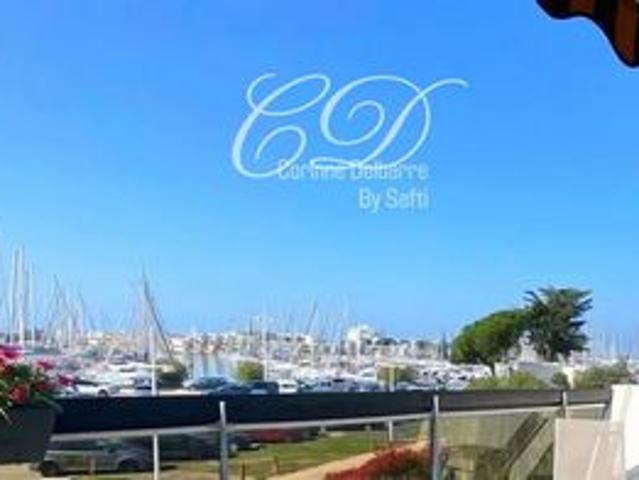 Terrase vue port parking cave