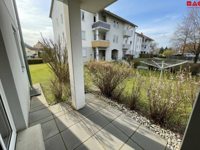 Terrassenwohnung im EG mit Parkplatz