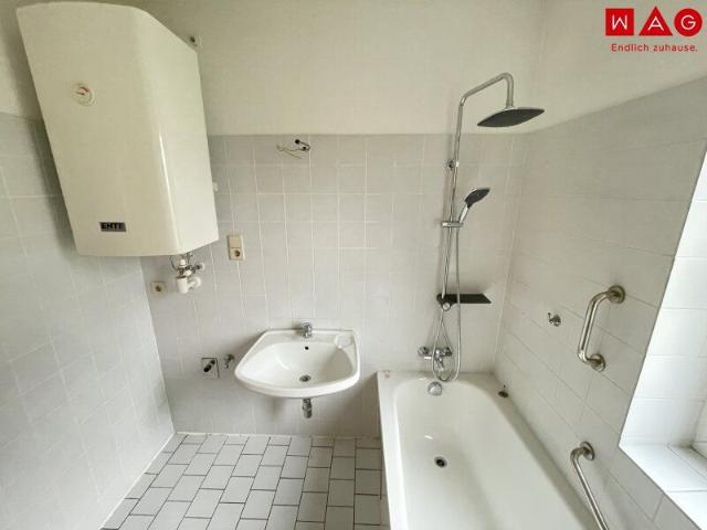 Terrassenwohnung im EG mit Parkplatz