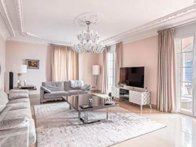Terrassenwohnung 6.5 Zimmer