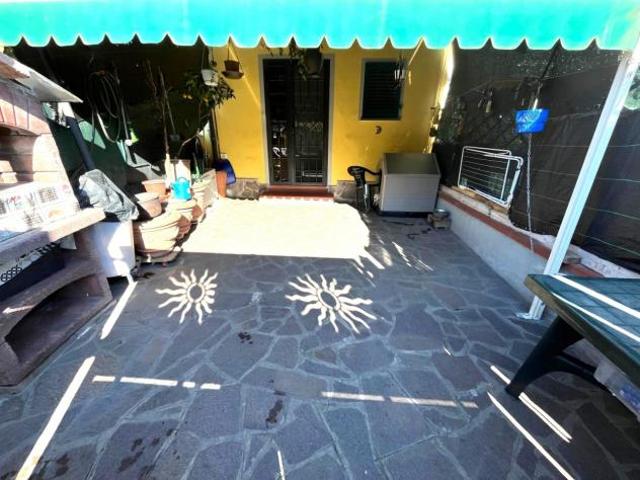 TERRATETTO di 4 vani e di 90 mq CAMPI BISENZIO rif. L1256_2