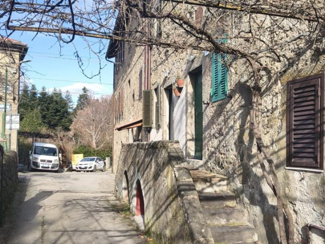 TERRATETTO in VENDITA a ARCIDOSSO SAN LORENZO di 4 vani