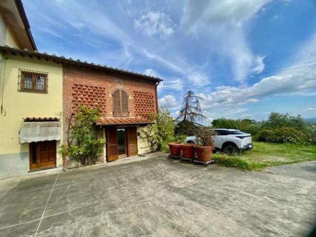 Terratetto in vendita a Borgo a Buggiano Buggiano 190 mq Rif: 1407723