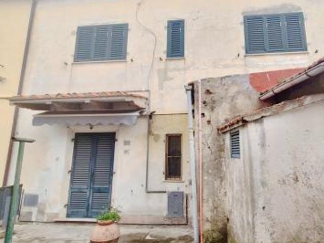Terratetto in vendita a Cascina 105 mq Rif: 1407427