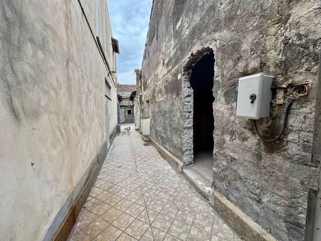 Terratetto in vendita a Catania