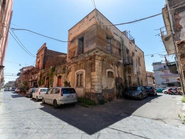 Terratetto in vendita a Catania