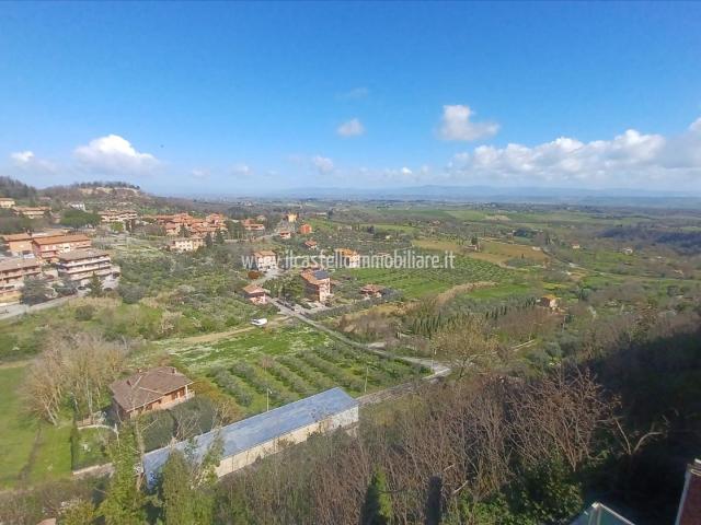 TERRATETTO in VENDITA a CHIANCIANO TERME di 13 vani