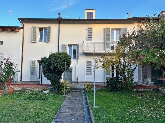 TERRATETTO in VENDITA a EMPOLI di 6 vani