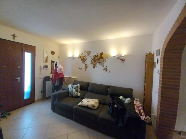 TERRATETTO in VENDITA a GAMBASSI TERME di 3 vani