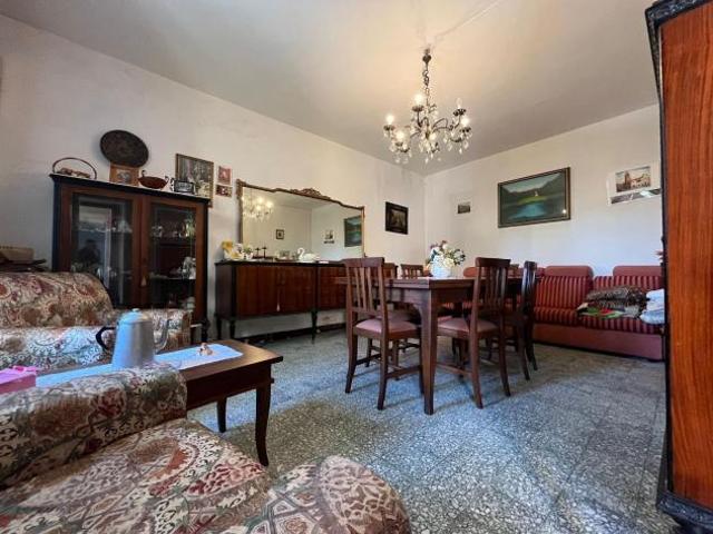 Terratetto in vendita a La Croce Buti 180 mq Rif: 1252382