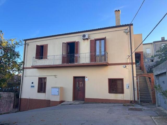 Porzione di casa in vendita a Luogosanto 131 mq Rif: 1360484