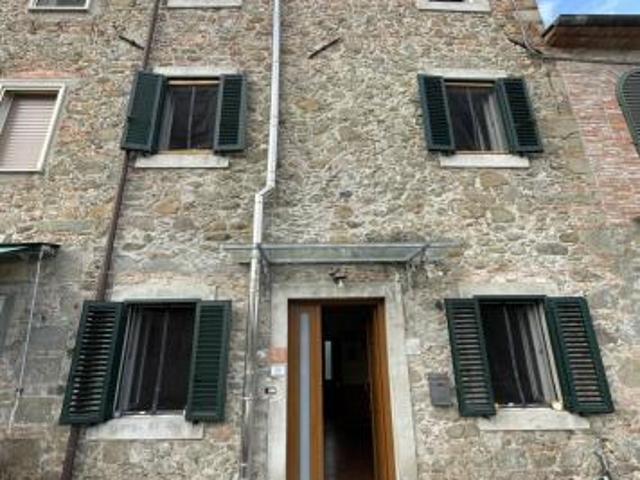 Terratetto in vendita a Marlia Capannori 161 mq Rif: 1407702