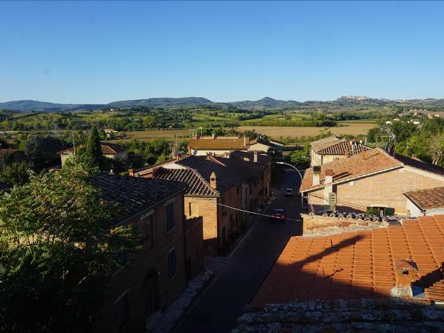 TERRATETTO in VENDITA a MONTEPULCIANO Acquaviva di 5 vani
