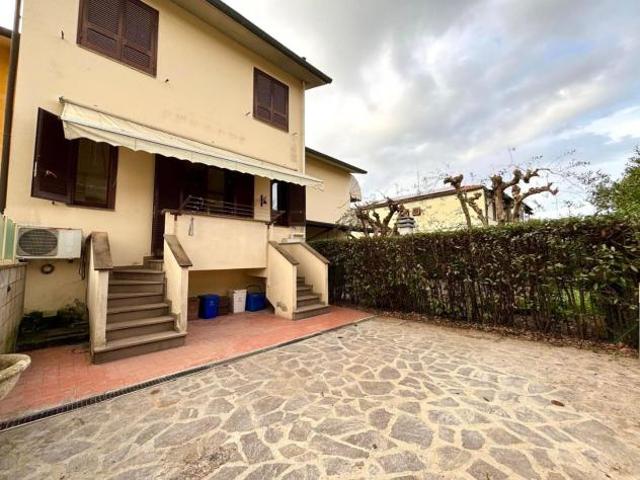Terratetto in vendita a Perignano Casciana Terme Lari 160 mq Rif: 1424420