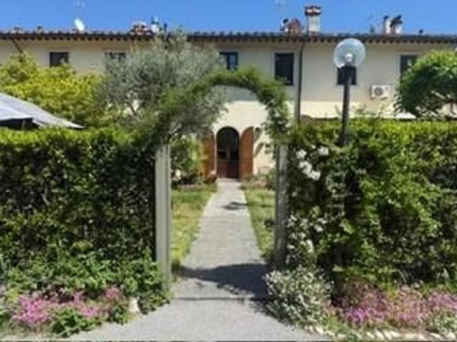 Terratetto in vendita a Pisa