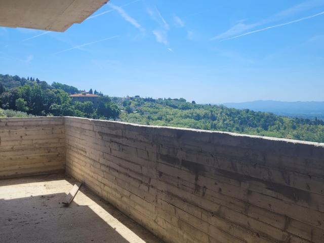 TERRATETTO in VENDITA a REGGELLO san donato in fronzano di 4 vani