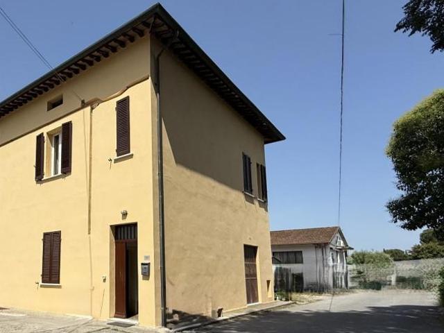 Terratetto in vendita a Santa Croce sull'Arno 122 mq Rif: 1420299