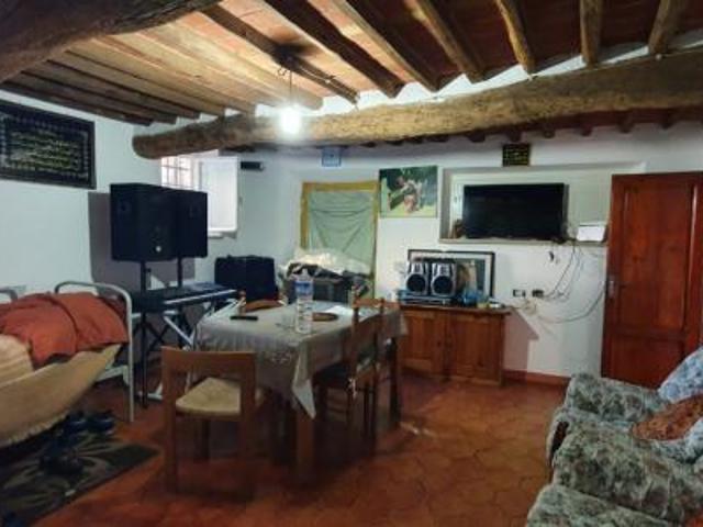 Terratetto in vendita a Santa Margherita Capannori 240 mq Rif: 1316478