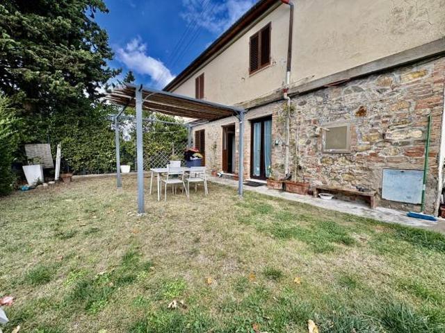 Terratetto in vendita a Sant'Andrea a Gavignalla Gambassi Terme 100 mq Rif: 1360975