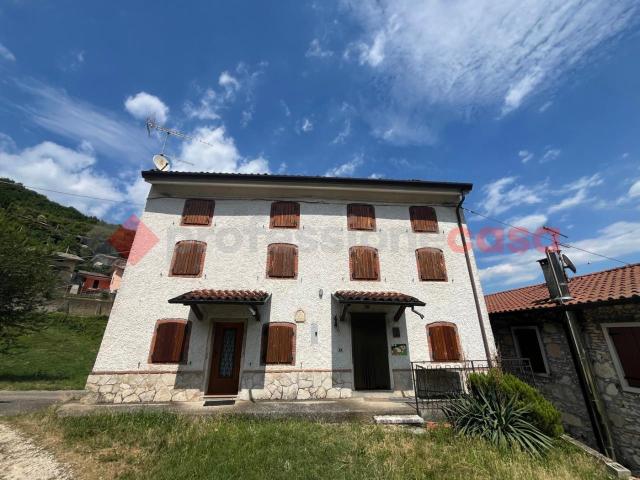 Terratetto unifamiliare in vendita a San Giovanni Ilarione