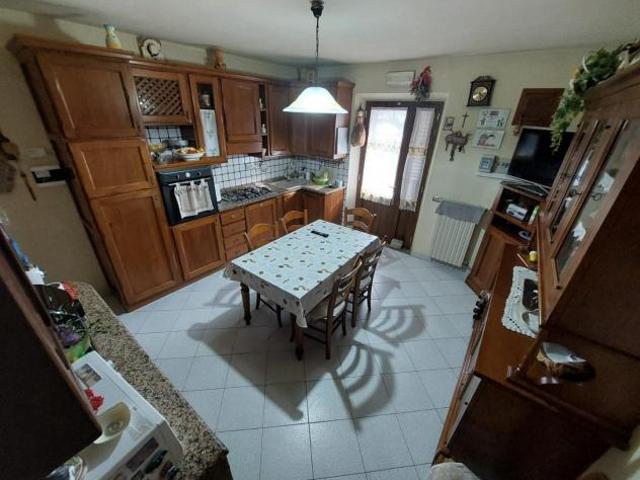 Terratetto in vendita a San Lorenzo Alle Corti Cascina 85 mq Rif: 1259643