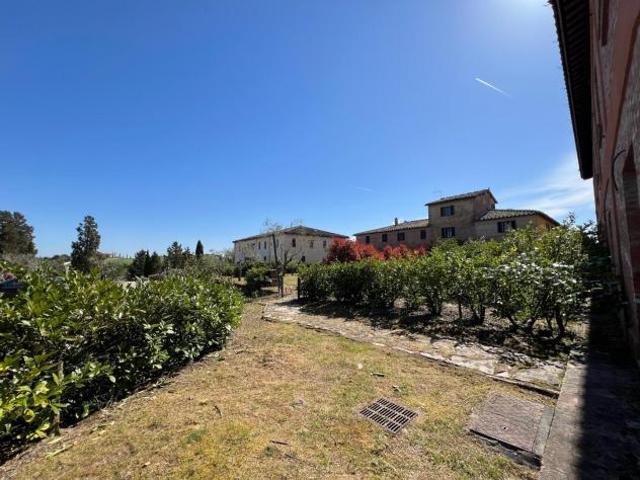 Terratetto in vendita a Salteano Siena 140 mq Rif: 1406752