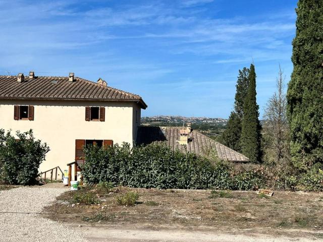 Terratetto in vendita a Salteano Siena, nuovo / in costruzio. 71m² Siena