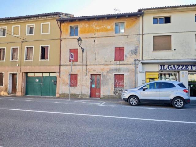Terratetto plurifamiliare in vendita a Casarsa Della Delizia