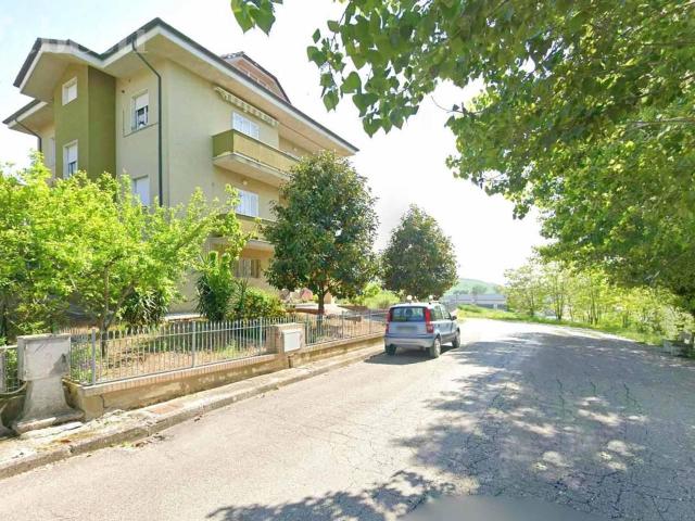 Terratetto plurifamiliare in vendita a Ostra