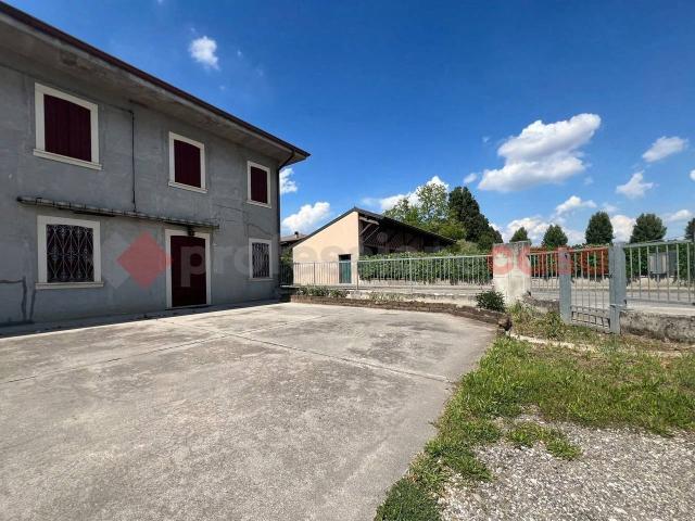 Terratetto plurifamiliare in vendita a Salizzole