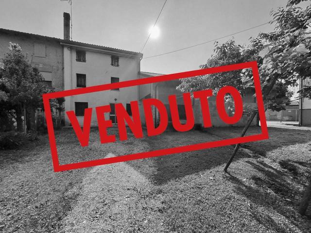 Terratetto plurifamiliare in vendita a Sesto Al Reghena
