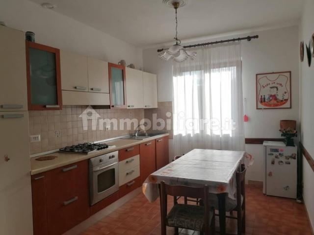 Terratetto unifamiliare 120 m², buono stato, Perticata, Bonascola, Nazzano, Carrara