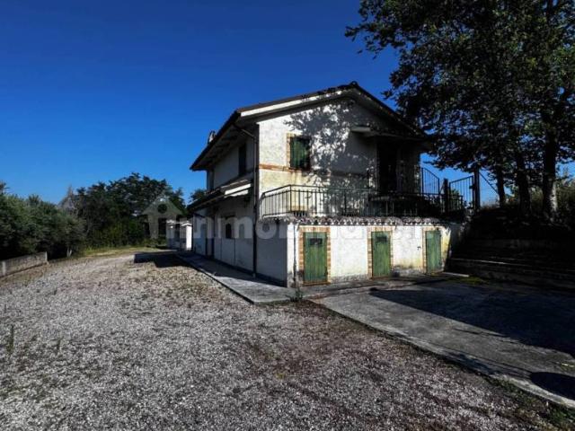 Terratetto unifamiliare 120 m², Montottone
