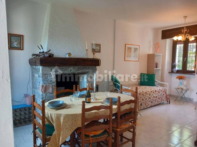 Terratetto unifamiliare 155 m², ottimo stato, Garabiolo, Maccagno con Pino e Veddasca
