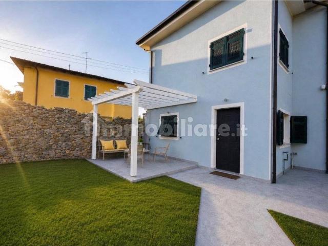 Terratetto unifamiliare via San Francesco 39, Bradia, Nave, San Michele, Sarzana