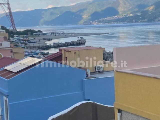 Terratetto unifamiliare via Torre 26, Torre Faro, Messina