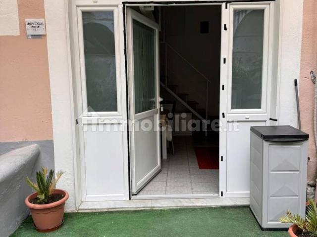 Terratetto unifamiliare via Trieste, Centro, Scafati
