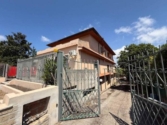 Terratetto unifamiliare in vendita a San Felice Circeo
