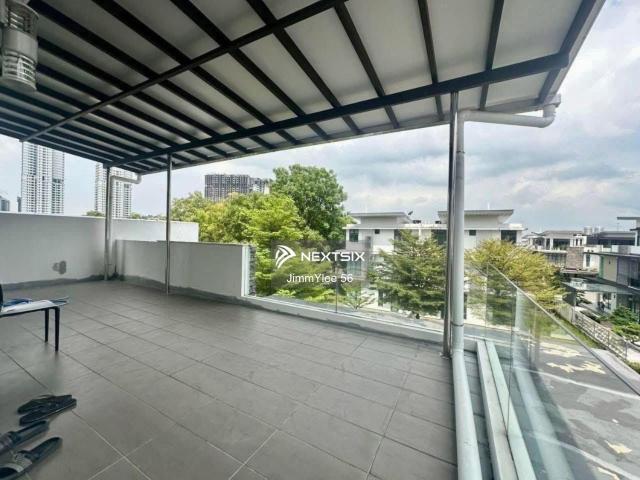 Terraza Corner Lot Rimbayu Eco Sanctuary with Clubhouse Swimming Pool