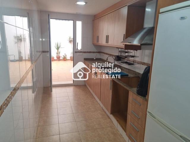 TERRAZA DE 30 M2 GARAJE INCLUIDO