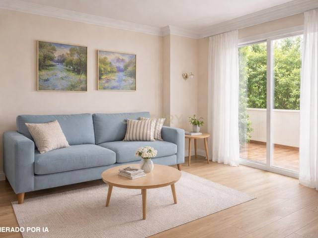Terraza, piscina y playa a 650 metros: descubre tu rincón en Torreblanca