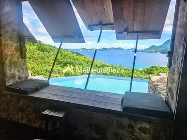 Terre de Bas 97136 Achat / Vente maison 8 pièces t8 piscine