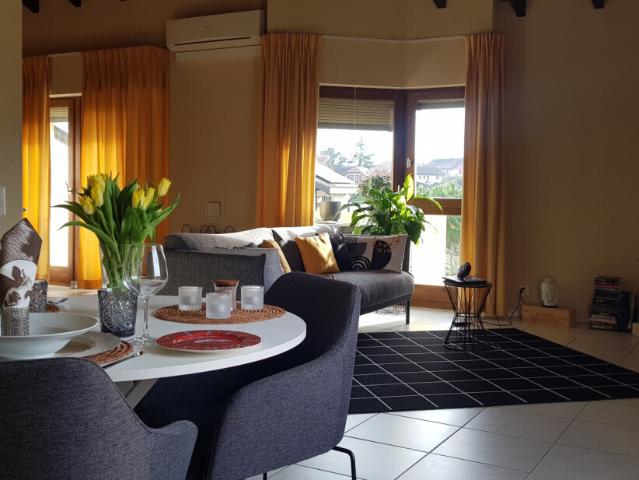 Terre Sainte: Geräumiges Loft Typ Duplex