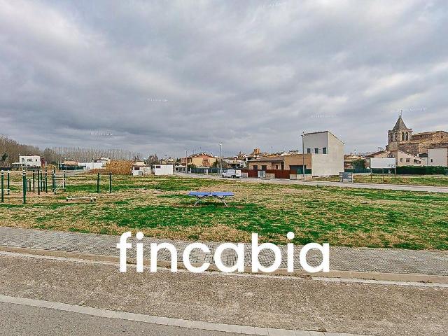 Terreny urbà en venda a Riudarenes – Solar edificable a Can Campà 40