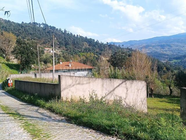 Terreno / Marco de Canaveses, Penhalonga e Paços de Gaiolo