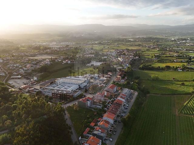 Terreno, Merelim São Paio Panoias Parada de Tibães