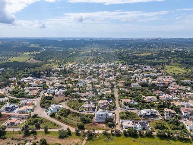 Terreno, Mexilhoeira Grande